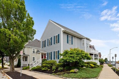 46 Yale Ave, Wakefield, MA 01880 - photo 2