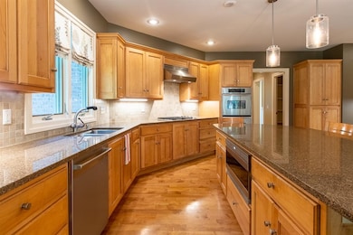 1079 Jefferson Ct, Newburgh, IN 47630 - photo 7