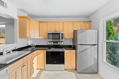 10503 Pointe Bay Blvd, Louisville, KY 40241 - photo 5