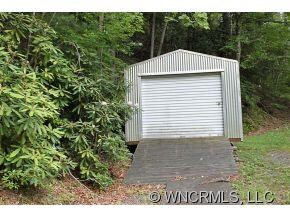 Storage building