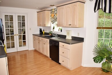 270 Sterling St, Clinton, MA 01510 - photo 6