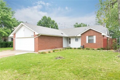 2120 NE 10th St, Moore, OK 73160 - photo 2