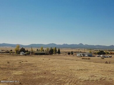 027 E N Naples, Paulden, AZ 86334 - photo 3