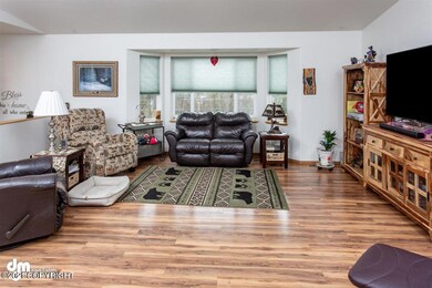 06-Living Room_DMD_0577-Edit