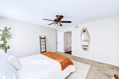 6405 Ella Lee Ln, Houston, TX 77057 - photo 5