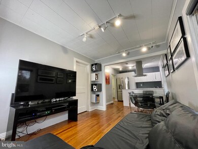 1409 Vine St, Reading, PA 19606 - photo 4