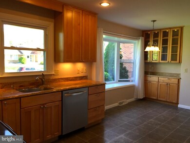 4654 Dartmoor Dr, Wilmington, DE 19803 - photo 5