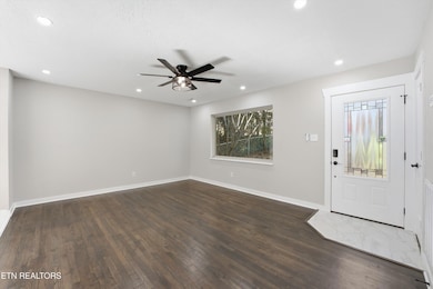 05-2416 Alberta Dr-6