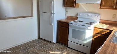 221 Appaloosa Dr, Jacksonville, NC 28540 - photo 3