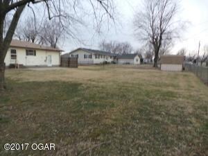1003 Sheridan St, Carl Junction, MO 64834 - photo 4