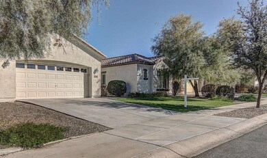 103-Curbside_Exterior