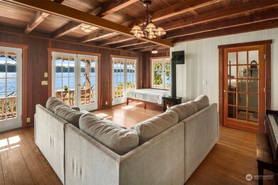 11908 Sylvan Beach Walk SW, Vashon, WA 98070 - photo 5