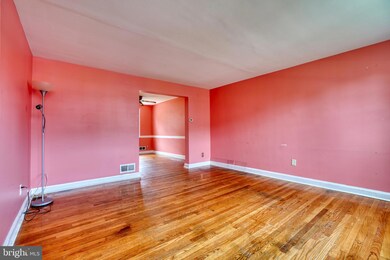 1805 Darrich Dr, Parkville, MD 21234 - photo 6