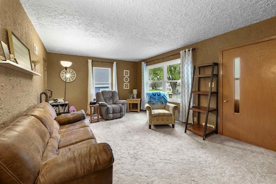 709 W Jefferson St, Waupun, WI 53963 - photo 6