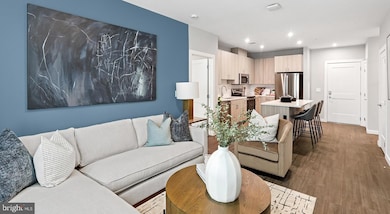 4851 Ellin Rd unit 113, Hyattsville, MD 20784 - photo 5