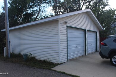 520 1st Ave N, Jamestown, ND 58401 - photo 5