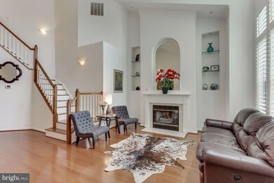 7029 Haycock Rd unit G, Falls Church, VA 22043 - photo 3