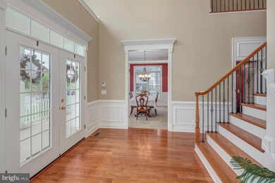 21991 Auction Barn Dr, Ashburn, VA 20148 - photo 2