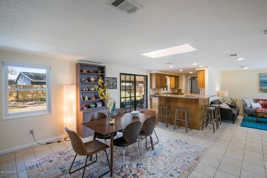 Dining room to kitchen