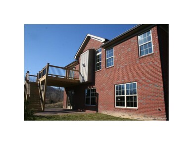 712 Mure de Ronce Dr, New Albany, IN 47150 - photo 2