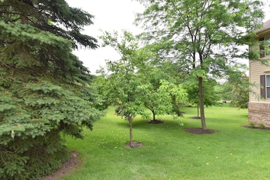 8619 S Deerwood Ln unit 25, Franklin, WI 53132 - photo 5