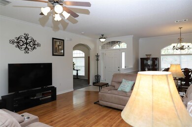 3315 Holt Cir, Pensacola, FL 32526 - photo 7