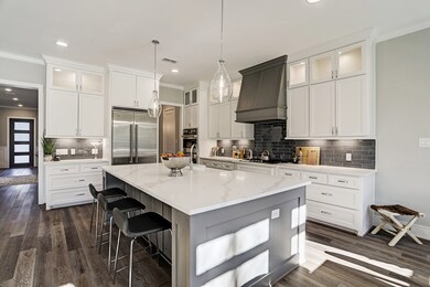 1651 Viking Dr, Houston, TX 77018 - photo 7