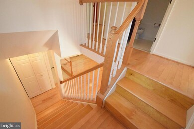 1343 Walkabout Ct, Sykesville, MD 21784 - photo 4