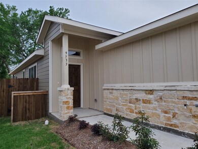 9733 Grosbeak Ln, Magnolia, TX 77354 - photo 2