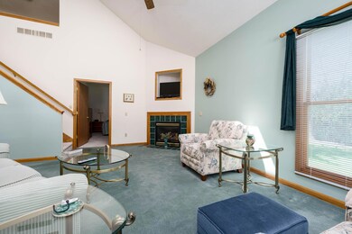 Hunters_Place_2911_Kalamazoo_49048-7