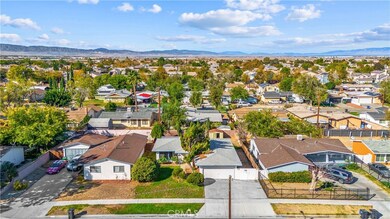 45443 Saigon Ave, Lancaster, CA 93534 - photo 3