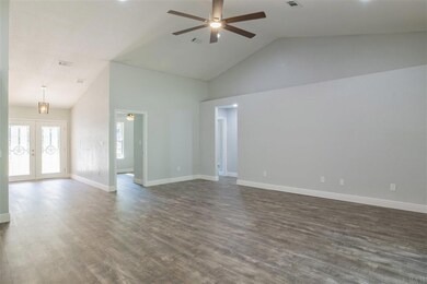 8993 N Eight Mile Creek Rd, Pensacola, FL 32534 - photo 3