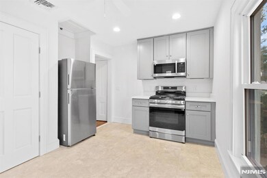 16 Elm St unit 4, Westwood, NJ 07675 - photo 2