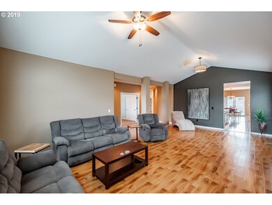 2584 NE Tuscan Ln, Albany, OR 97321 - photo 5