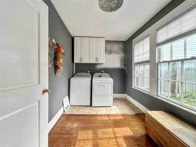 1310 Anita St unit B, Houston, TX 77004 - photo 6