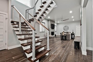 410 NW 7th St, Bentonville, AR 72712 - photo 3