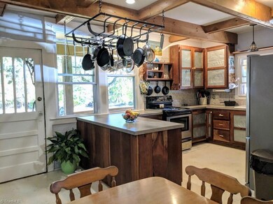 2430 Old Us 52 S, Pilot Mountain, NC 27041 - photo 4