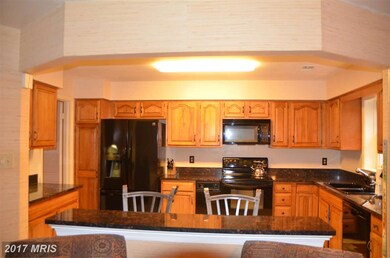 10822 Brewer House Rd, Rockville, MD 20852 - photo 7