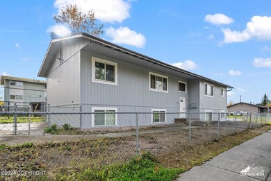 04-4306MCPHEEAVEFALLEXT_ZHM_004