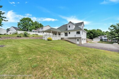 310 Skyline Dr unit L 74, Archbald, PA 18403 - photo 5