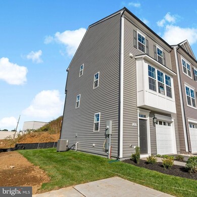 214 Monteith Dr, Winchester, VA 22601 - photo 2