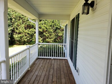 979 Caledonia Dr, Martinsburg, WV 25405 - photo 6