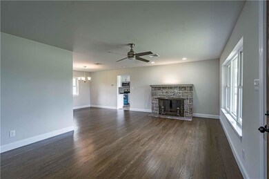 2530 Beryl Ave, Whitehall, PA 18052 - photo 5