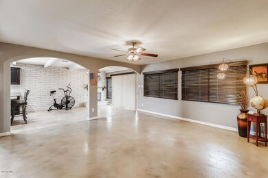 9822 N 29TH PL Phoenix AZ-large-003-003-