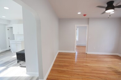 564 N Underwood St unit 2 N, Fall River, MA 02720 - photo 7