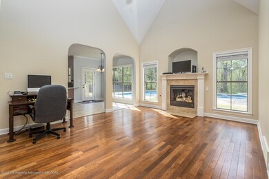 Soaring ceilings & arched doorways