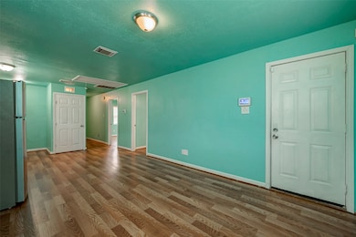 3940 King St, Houston, TX 77026 - photo 2