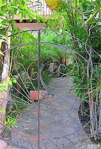 Custom Courtyard Entry Gate
