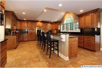 14 Marlpit Pl, Middletown, NJ 07748 - photo 3