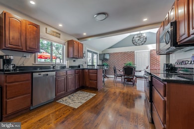 1600 Clearview Rd, Lansdale, PA 19446 - photo 7